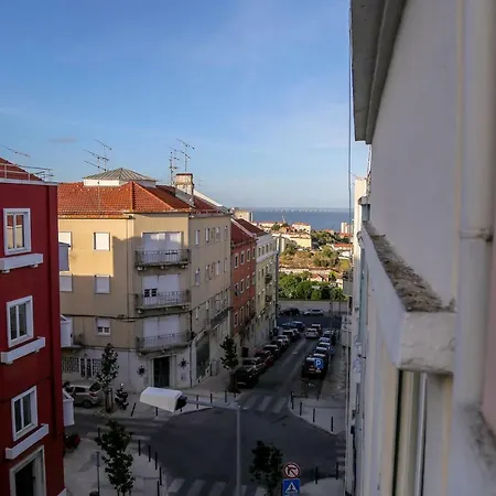 Sao Joao & Flats By Village * Лісабон